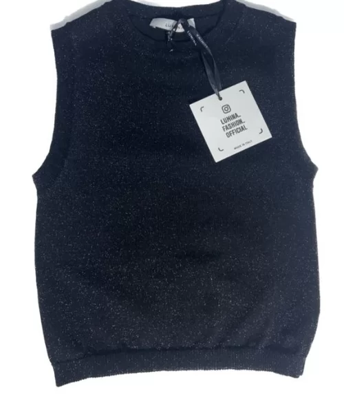 camisola-preta-com-brilho