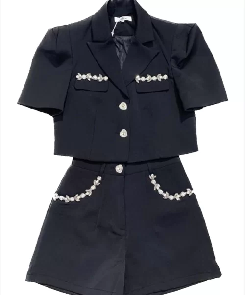conjunto-preto-de-calcoes-e-casaco