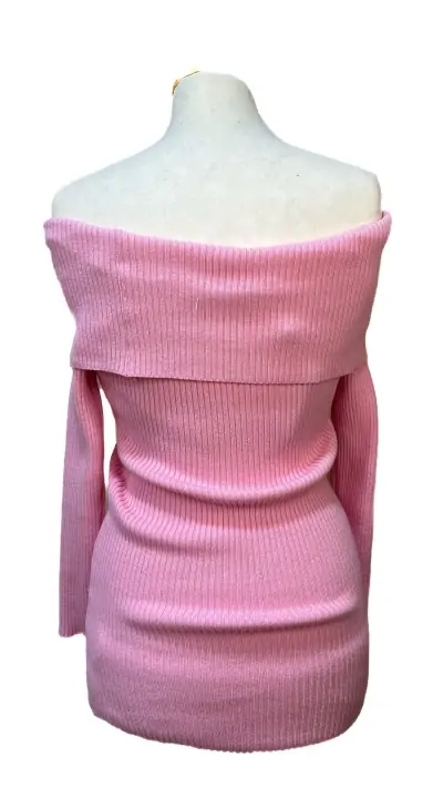 vestido-de-malha-curto-s-ombros
