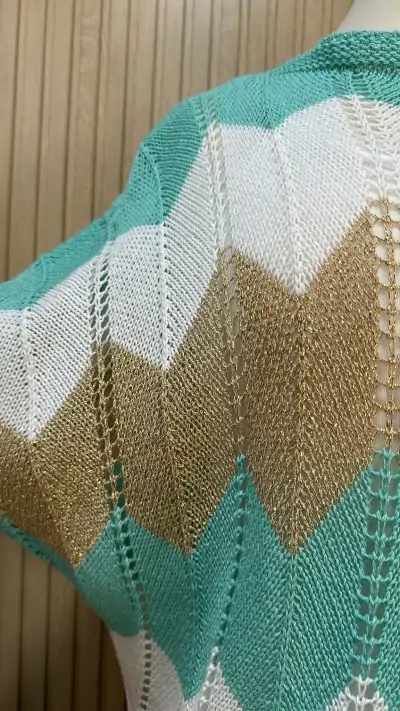 camisola-malha-croche-as-riscas