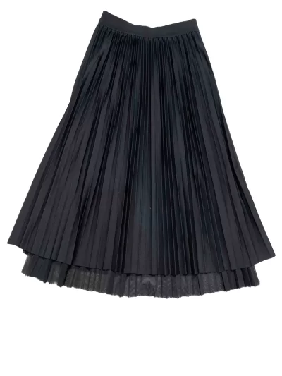 saia-reversivel-preta-com-pregas