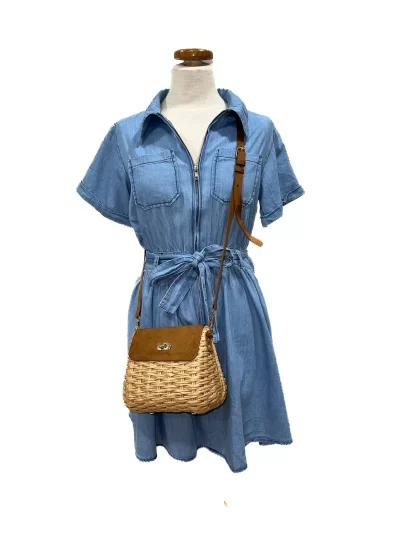 vestido-curto-de-ganga