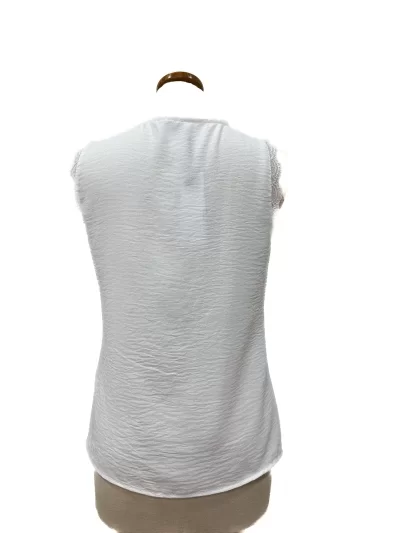 blusa-basica-com-folho-renda