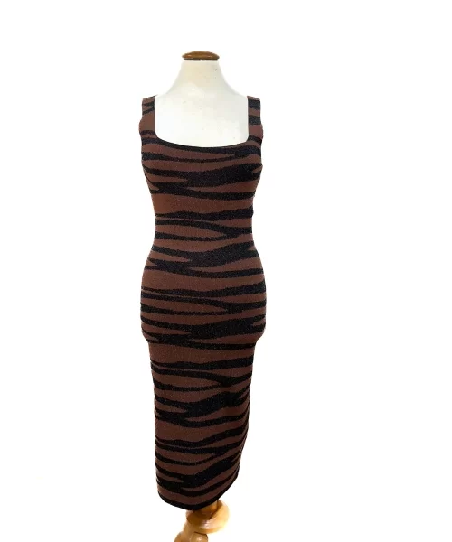 vestido-malha-zebra-cast-preto-decote-costas