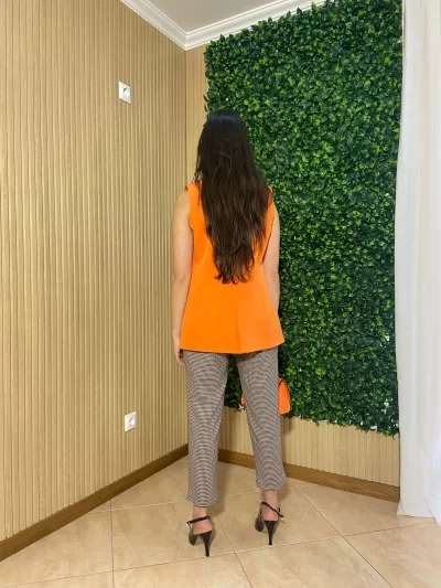 colete-cor-de-laranja