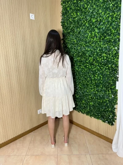 vestido-curto-manga-comprida