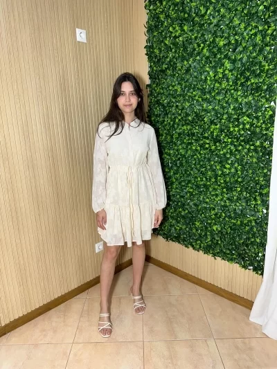 vestido-curto-manga-comprida