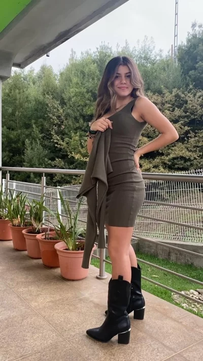 vestido-camisola-de-malha-verde