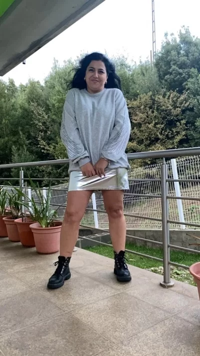 mini-saia-de-napa-dourada